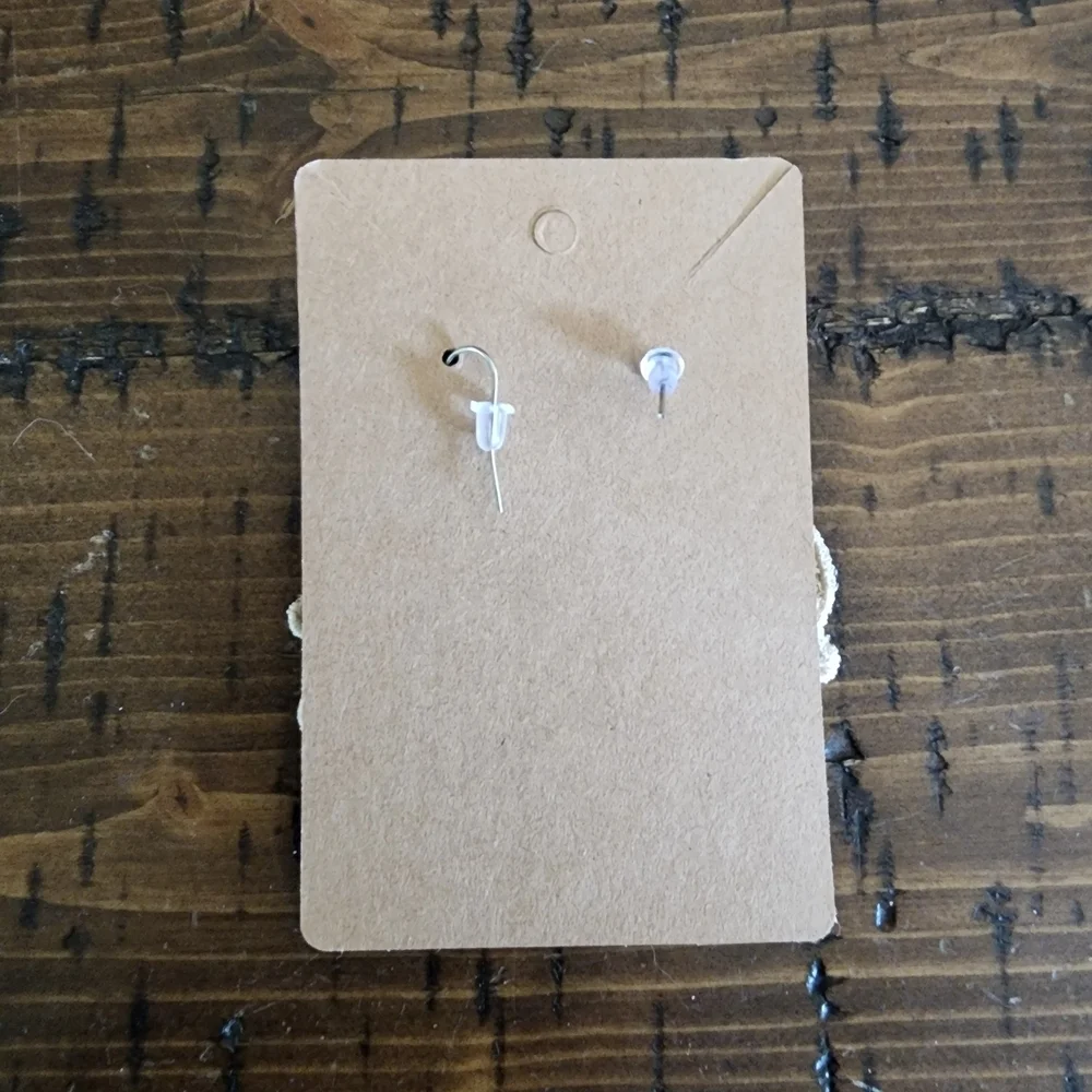 Spooky Cream Lace Skull Earrings-Halloween Lace Hypoallergenic Earrings